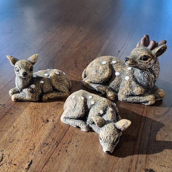 3 Deer Figurines Buck Fawn White Spotted Deer Sand cast Animal Nature Decor - Picture 2 of 9